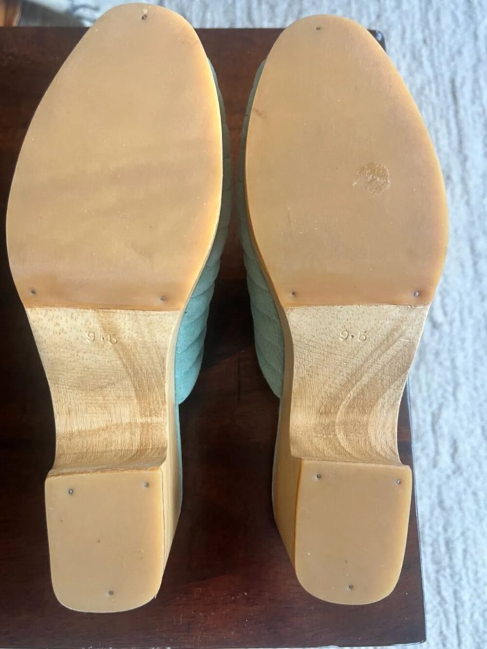 Beklina Ribbed Clogs - Picture 3 of 3